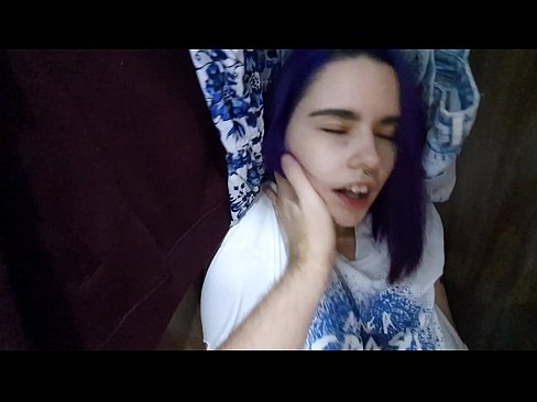 ❤️ Ya sami kanwata a cikin kabad ya taimaka mata ️ Batsa ❌️
